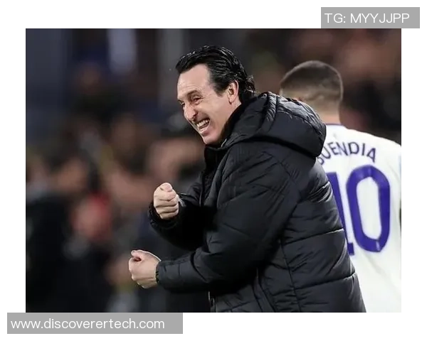 埃梅里:2比0领先后咱们稍显懈怠,马伦被水杯击中但他没事 埃梅里:2比0领先后咱们稍显懈怠,马伦被水杯击中但他没事